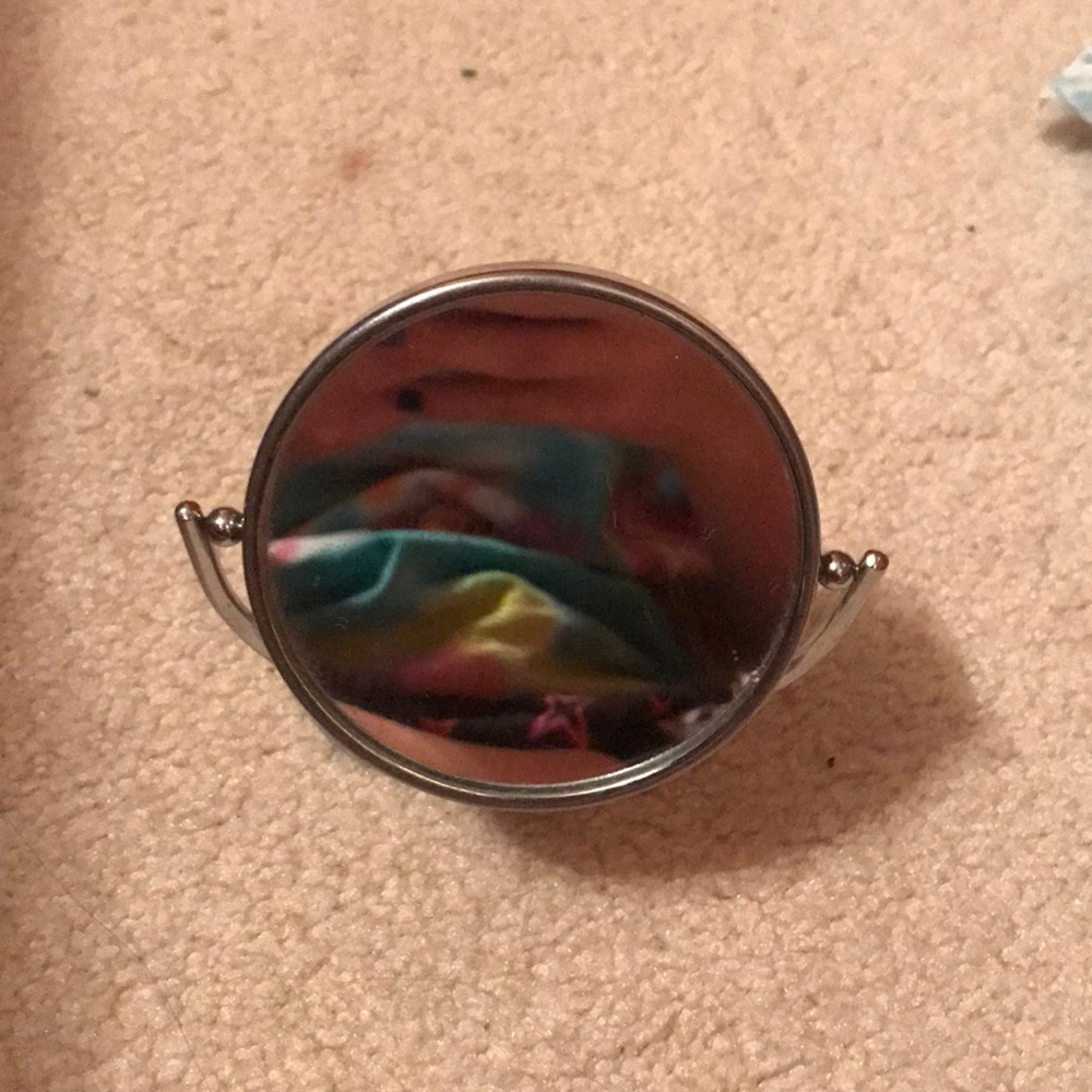 Small mirror